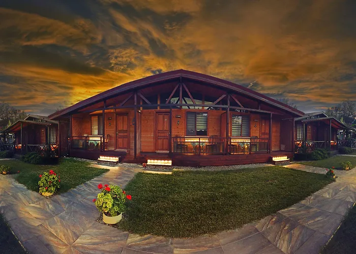 酒店 Mavi Yengec And 4*