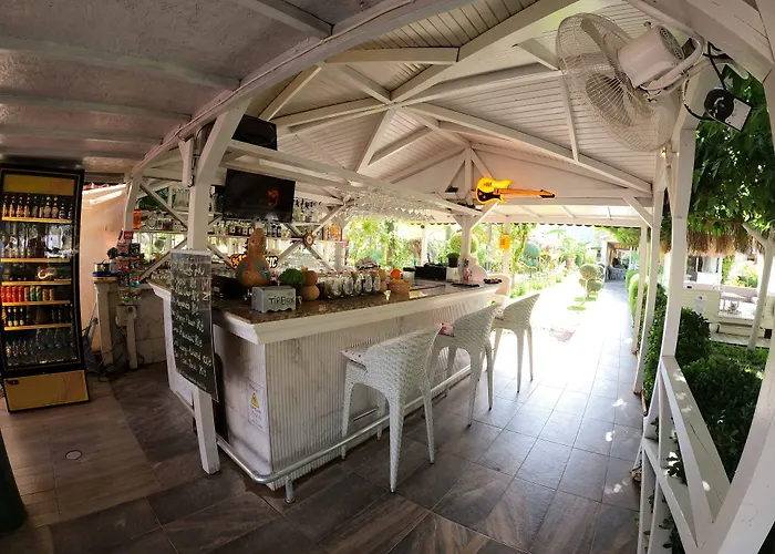 Mavi Yengec And Orhaniye (Marmaris)