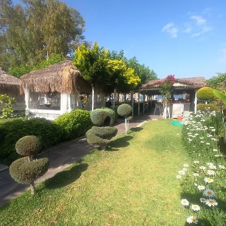 Mavi Yengec And Otel Orhaniye (Marmaris)