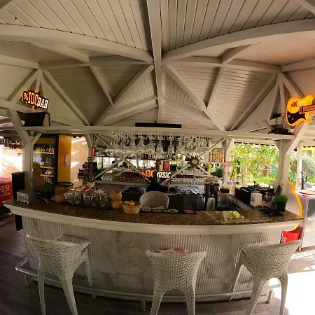 Szálloda Mavi Yengec And Orhaniye