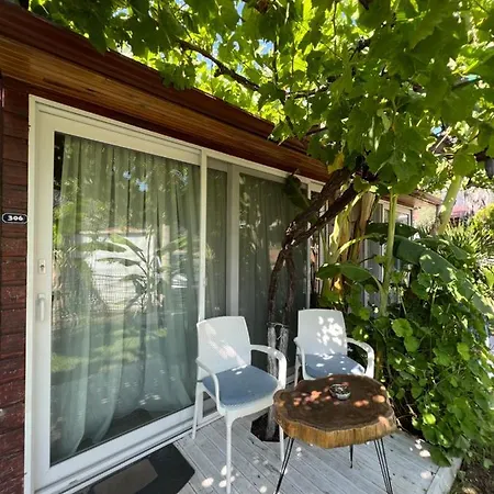 Szálloda Mavi Yengec And 4*