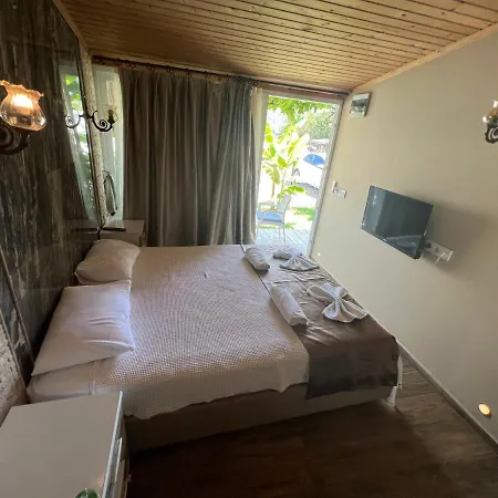 Szálloda Mavi Yengec And Orhaniye