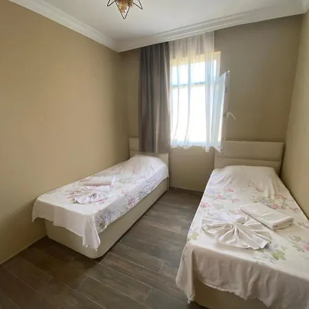 Otel Mavi Yengec And Orhaniye (Marmaris)