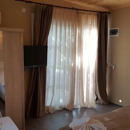 Szálloda Mavi Yengec And 4*