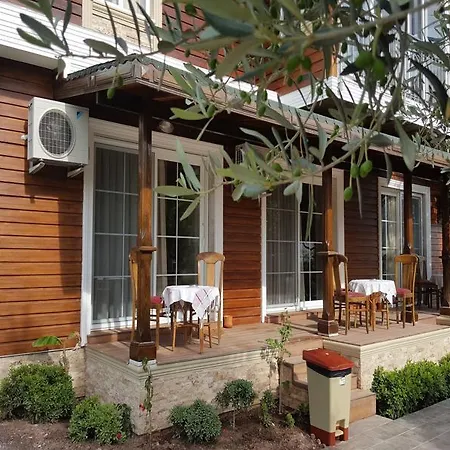 Szálloda Mavi Yengec And Orhaniye