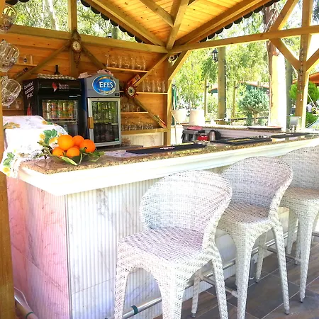 Otel Mavi Yengec And